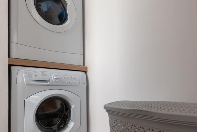 Private Bedroom With Private Bathroom In A Shared Apartment Gzira Екстериор снимка